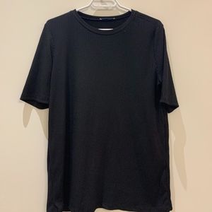Long black t-shirt